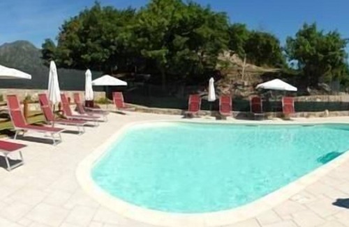 Prabione Apartment | Three-room flat with garden