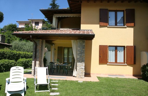Solarolo Apartment | Three-room Ground Floor Apartment