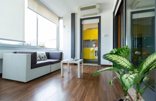 Casal Bertone Apartment | Tiburtina Veranda - appartamento in zona Stazione