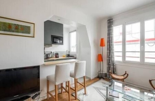 6th Arrondissement Apartment | To complete