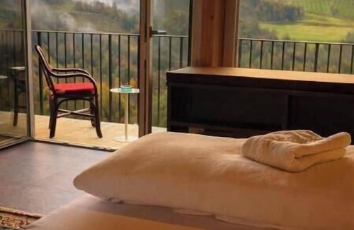 Signato Apartment | To the Bahngarten 1907 – Historic train station building with a panoramic view
