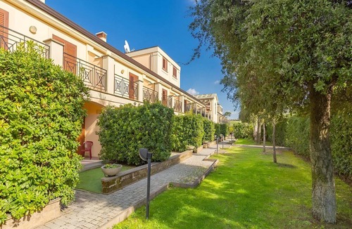 Settecamini Apartment | Tranquil Retreat Near Rome for 4