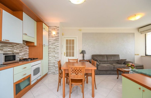 Lugana Apartment | Two-room flat with living room and kitchen
