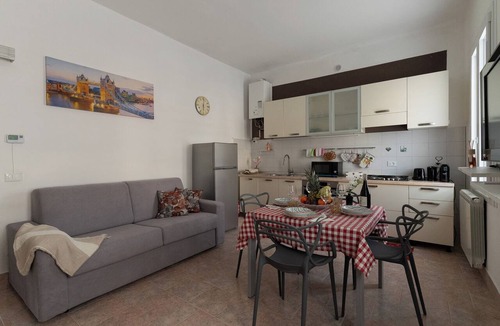 Vicenza Apartment | Two-room ground floor apartment with free parking space