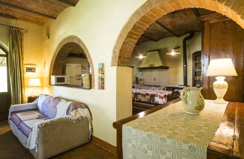 Monteriggioni House | TYPICAL FARM HOUSE WITH POOL IN CHIANTI NEAR SIENA, FLORENCE .
