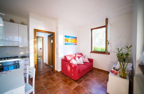 Assenza Apartment | ULIVES Beth's House