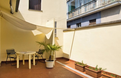 Lecco Apartment | Unika House – Lecco Nest with Green Terrace