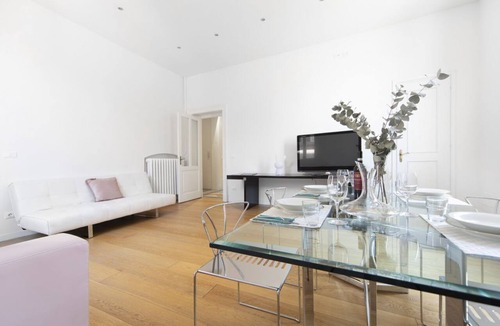 Historic Center Apartment | UR-NEST Battisti 2 Deluxe