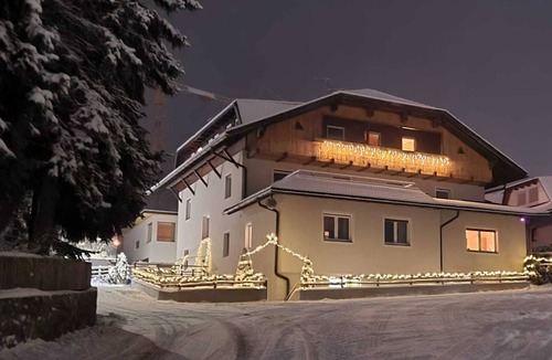 San Lorenzo di Sebato Apartment | Vacation apartment for 6 to 10 people