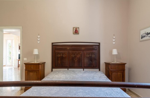 Pozzo House | Vacation Home "Casa Rose" with Privat Balcony, Private Pool & Wi-Fi