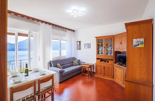 Gonte Apartment | Valentina Apartment by Lago Reisen