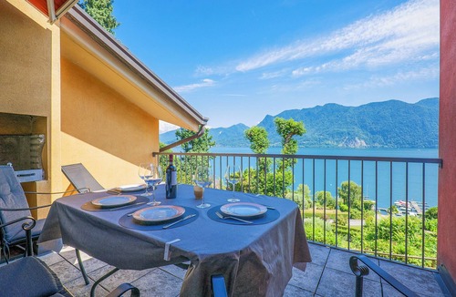 Susello Apartment | Villa Ada Troubetzkoy I 201 by Lago Reisen