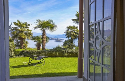 Carciano Apartment | Villa Anna, Borromean Islands, No. 03 by Lago Reisen