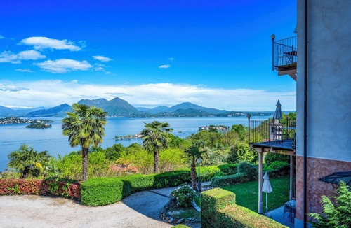 Carciano Apartment | Villa Anna, Borromean Islands, No. 02 by Lago Reisen