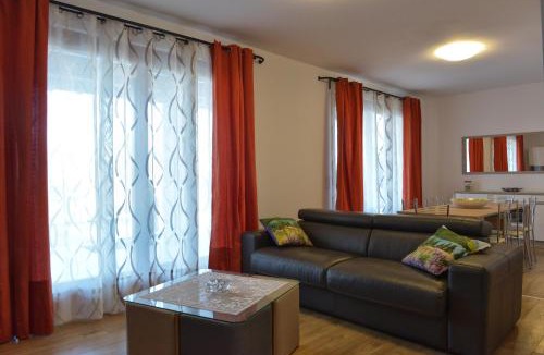 Solarolo Villa | Villa Artemia