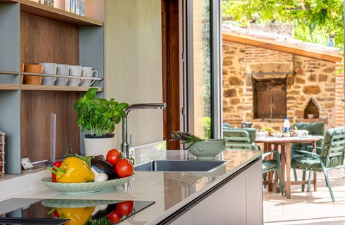 Monte San Savino Villa | Villa Ceppeto (sleeps up to 8) with Free EV Charger