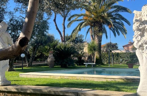 Suburbio VII Portuense Villa | Villa con piscina