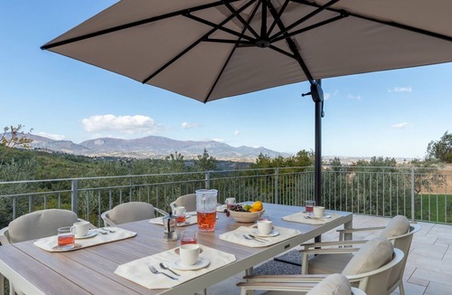 Abbateggio Villa | Villa Cusano 18, Emma Villas