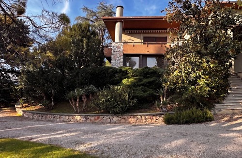 Nord-Est Apartment | Villa degli Olivi 1 | Private parking & Quiet Area