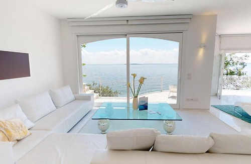 Solarolo Villa | Villa Flora luxury pool-BGL