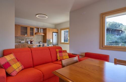 Castelletto Apartment | Villa Gioia - Acqua Apartment by Gardenjoy
