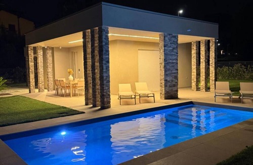 Monte Villa | Villa 'Grace' with Private Pool, Wi-Fi and Air Conditioning