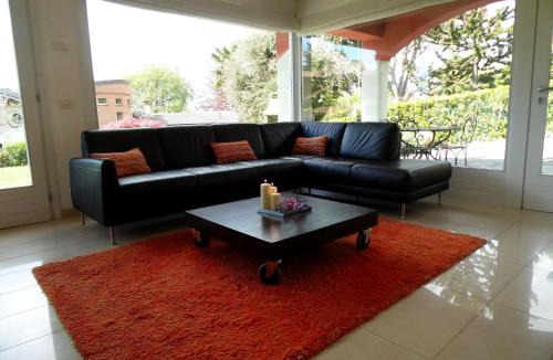 Casciago Villa | Villa in Barasso near Lake Varese