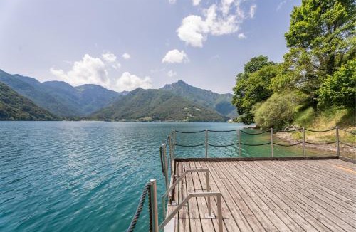 Pieve di Ledro Villa | Villa Ledro with Private Dock - Sauna - Hot Tub