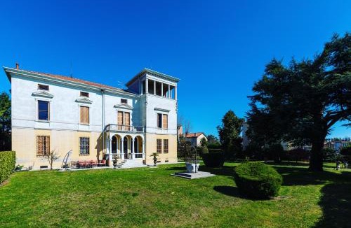 Mira Apartment | Villa Liberty Venezia - DIMORA STORICA vicino Venezia - Jacuzzi, gardens, parking