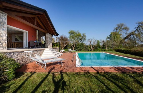 Moniga del Garda Villa | Villa Marina Moniga Private Pool