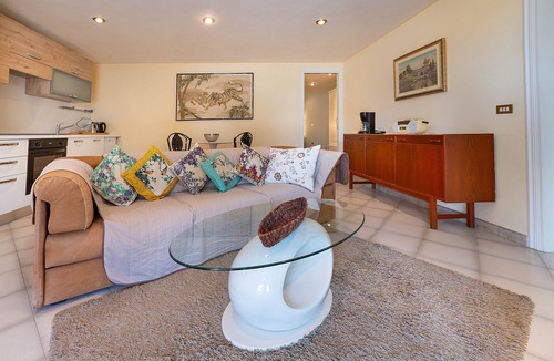 San Zeno di Montagna House | Villa Montegolo, Happy Apartment