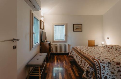 Budrio House | Villa nel Verde - Camera con bagno privato - vicino INAIL e FIERE