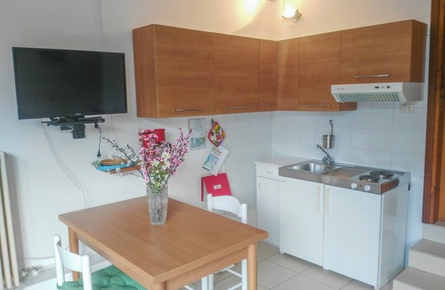 Porto Valtravaglia Apartment | Villa Panorama No. 3 by Lago Reisen