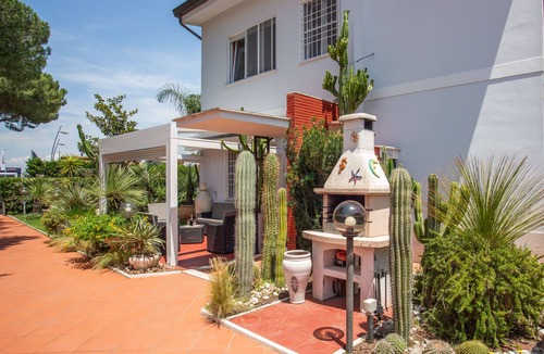 Porto Badino Villa | Villa Viola, Terracina, Italy | Your Mediterranean Beach Retreat Near Rome and Naples