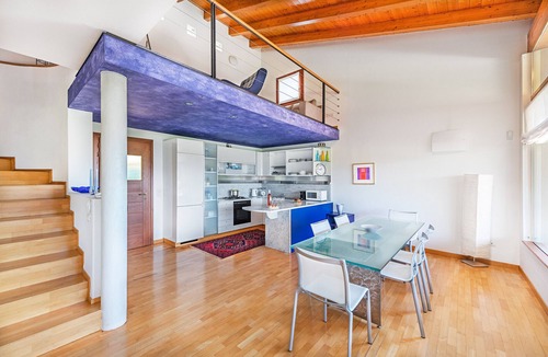 Montinelle Villa | Villa Vittoria with Pool by Whale Homes