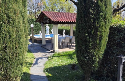Cantalupa House | Villa with 2 appartments and outdoor above ground swimmingpool