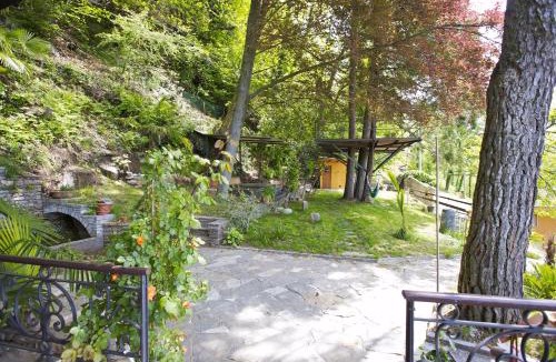 Sarangio House | Villetta Simonetta by Lago Reisen