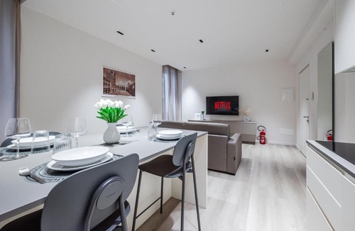Brescia Antica Apartment | Vittoria Apt Luxury e Design in Duomo