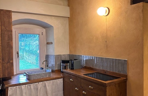 Anghiari Apartment | Warm and elegant 2-bedroom apartment with AC in charming Anghiari