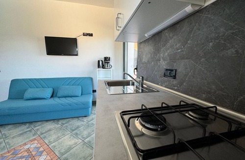 Manerba del Garda Apartment | Wohnung in Solarolo mit privatem Parkplatz by Interhome