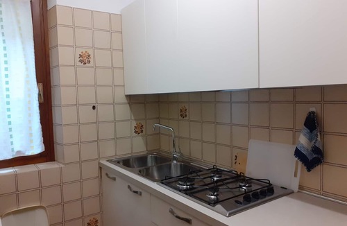Malcesine Apartment | wonderful lake view, wifi, swimming pool, garage