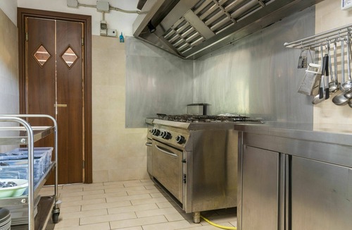 Montebuono House | Wonderful private villa for 10 guests with A/C, private pool, TV, patio, pets allowed and parking