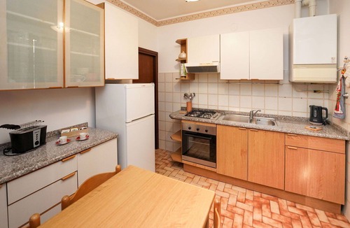 Laveno House | Wonderful villa for 5 people with WIFI, TV, terrace and pets allowed