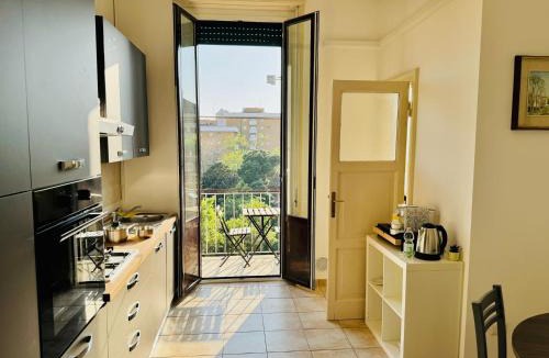 Lorenteggio Apartment | YELLOW SUITE Metro M4