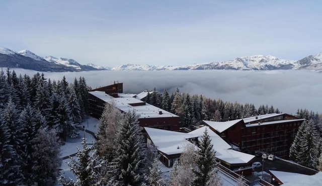 100m from resort center, 11st floor, view ski slopes, balcony, tv, 25m², Les Arcs in Les Arcs