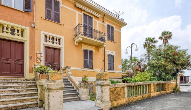 2 bedroom lovely apartment in Chiavari