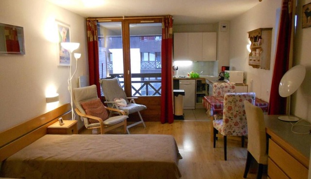 3rd floor, balcony, tv, ski locker, 28m², Brides Les Bains in Brides-les-Bains