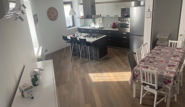 A 1875 townhouse in historic Milan, 17 minutes from downtown