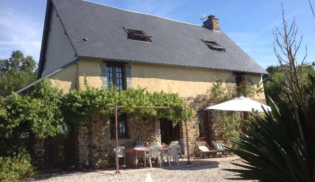 A charming, traditional cottage in Normandy in Saint Denis Le Gast