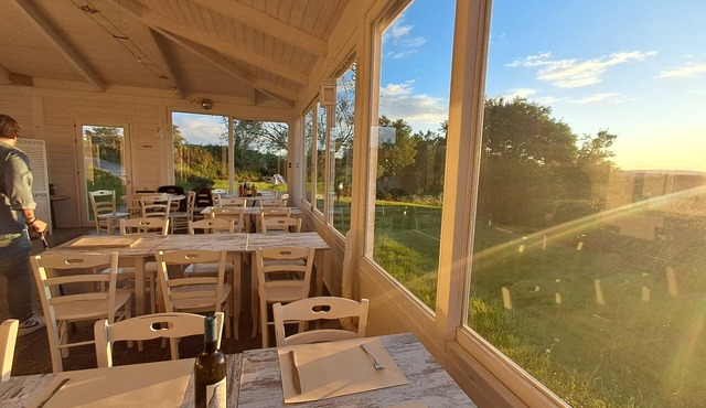 AGRITURISMO CASALE CARDINI is a traditional Tuscan farmhouse dating from the 1600s, ideal for events